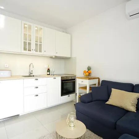 La Perla * Podstrana